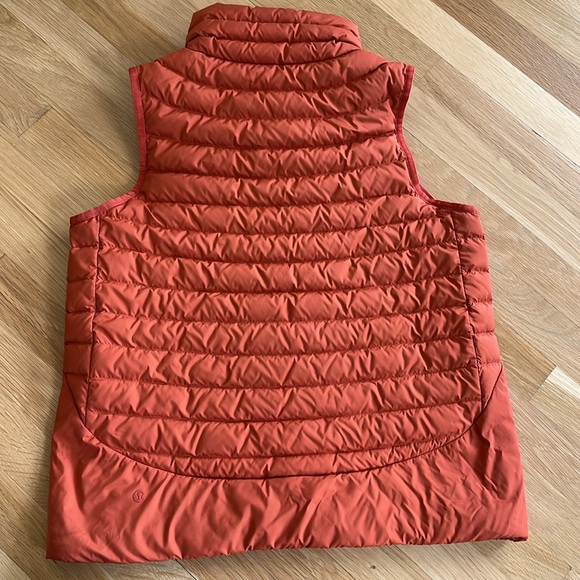 Lululemon canyon orange lightweight relaxed fit down vest size 6 - Picture 2 of 15